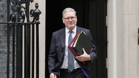 Sir Keir Starmer begins reshuffle of Downing Street team