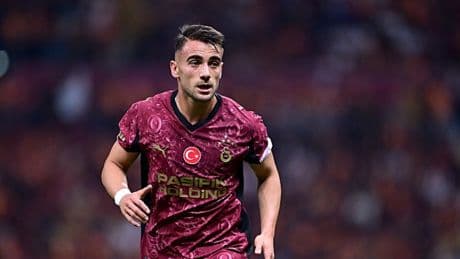 Galatasaray'da Yunus Akgün'ün sözleşmesi uzatıldı