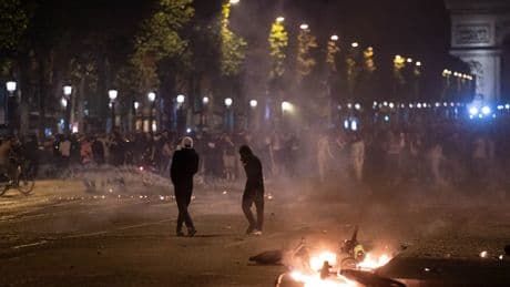 Bei Champions-League-Finale - Chaoten verwüsten Pariser Straßen