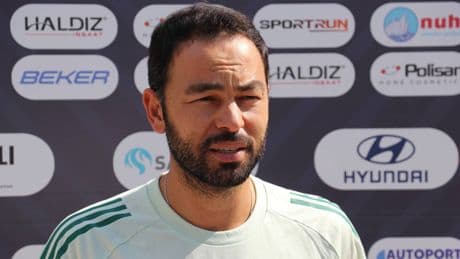 Kocaelispor, teknik direktörü Selçuk İnan: Sarı kart bence gereksizdi çünkü bir şey yapmamıştım