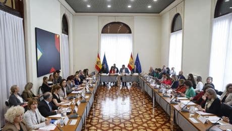 Las comunidades del PP se conjuran para obstaculizar el reparto de menores