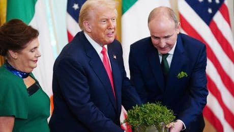 Zollkrieg: USA werfen Irland „Betrug“ vor: Trump-Schock gefährdet das irische Wirtschaftswunder