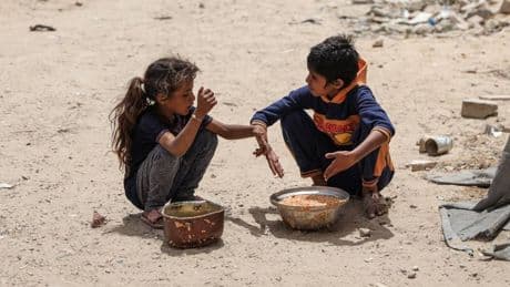 Gazze'de dört yaşındaki çocuk açlıktan öldü