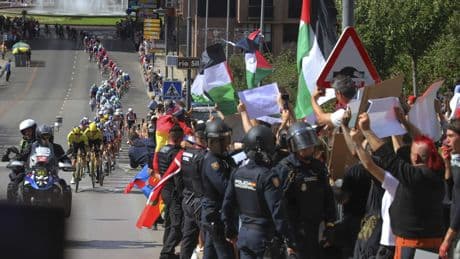 Madrid suma 800 policías municipales para blindar la Vuelta y pide "responsabilidad" en las protestas por Gaza