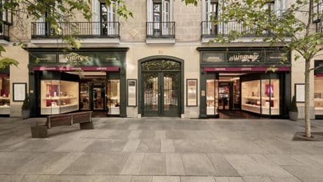 Wempe celebra su cuarto de siglo en Madrid con joyas exclusivas y un guiño al oso y el madroño
