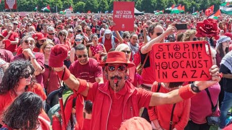 Aantallen, daar draait het om op de tweede Rode Lijn-demonstratie. ‘Dan kan de regering niet denken: dat zijn allemaal verwarde lui’