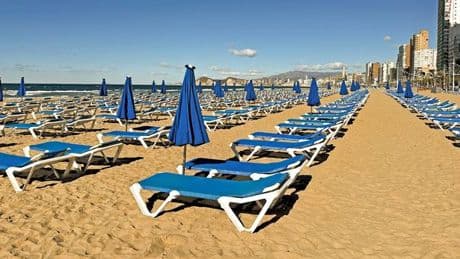 Spanish holiday hotspot becomes 'ghost town' as Brits fear tourism is 'dead'