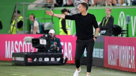 Hasenhüttl-Nachfolger Bauer - Erst Blitz-Tor, dann Kommunion