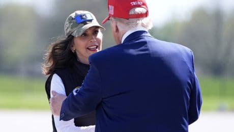 Etats-Unis : les démocrates testent trois stratégies contre Trump