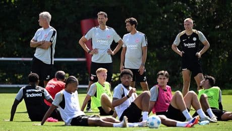 Es geht ums erste Training - Schlechte Nachrichten für Eintracht-Fans