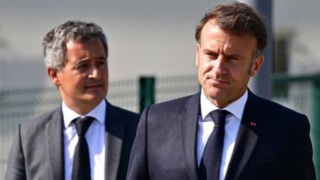 Sermonné par Emmanuel Macron sur sa prison anti-narcos, Gérald Darmanin fait la leçon aux élus guyanais