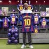 In de voetsporen van iconen: Lamine Yamal krijgt mythische nummer 10 bij Barcelona