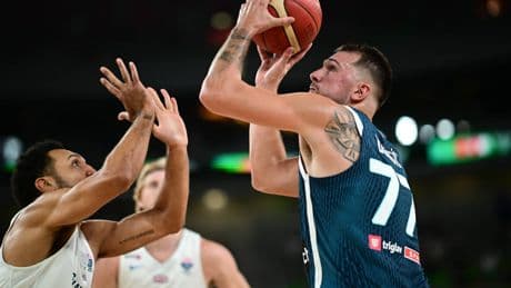 Doncic disipa el susto de su lesión con otra exhibición brutal
