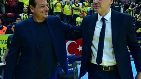 Ergin Ataman, Jasikevicus'a karşı üstün!