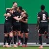 Knap stadion, zwak voetbal: La Louvière verliest bij terugkeer in Jupiler Pro League met 0-2 van Standard