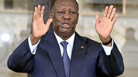 Présidentielle en Côte d'Ivoire : Alassane Ouattara officialise sa candidature pour l'élection du 25 octobre