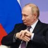 Guerre en Ukraine : Vladimir Poutine affirme que n'importe quelle force militaire occidentale sera une "cible légitime" pour l'armée russe