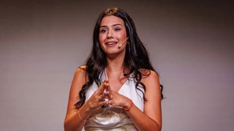 Sandra Moñino, nutricionista: “Aunque no veas en la carne, pescado, yogures o quesos, nada raro tras el apagón, pueden tener microorganismos y riesgo de bacterias y hongos, mejor tíralo”