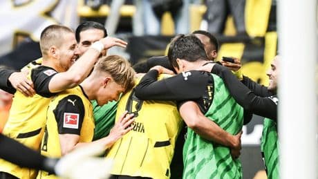 El Dortmund golea y ata el billete para la Champions