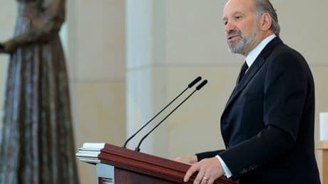 Howard Lutnick says the 'great jobs of the future' will be fixing robots in factories