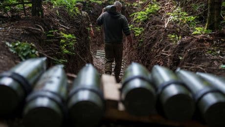 Ukraine-Krieg: BRD zahlt, Großbritannien liefert