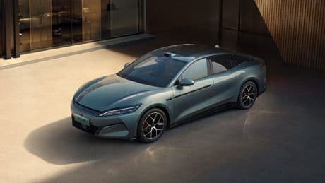 El coche eléctrico que más rápido se carga supera por mucho la tecnología de Tesla