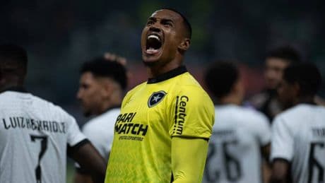 Fenerbahçe'de kaleye sürpriz isim!