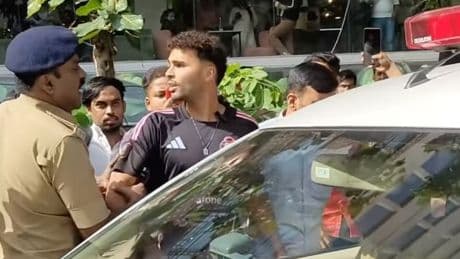 Deutscher Internet-Star hat Ärger in Indien - Hier wird Younes Zarou abgeführt!