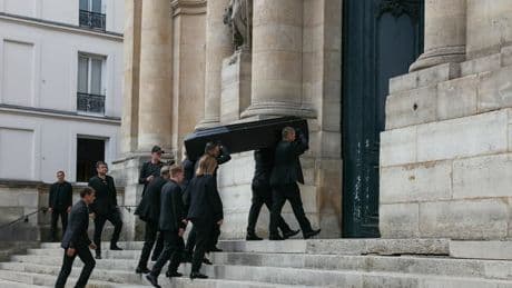 "Magnéto", "Voilà c'est fini": aux obsèques de Thierry Ardisson, un "dernier bonsoir" rempli de références