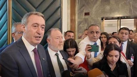 DEM Parti Eş Genel Başkanı Bakırhan: Umarım silahın olmadığı günler görürüz