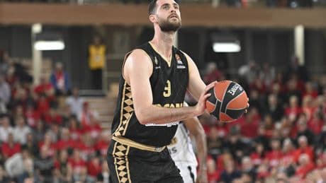 Basket : Monaco cartonne Limoges et rejoint l'Asvel en tête