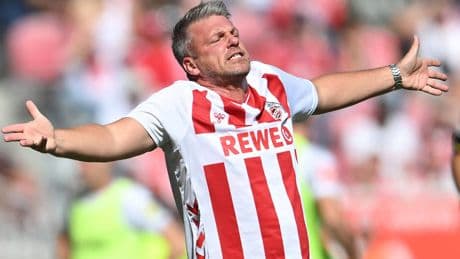 1. FC Köln: Trainer Lukas Kwasniok beklagt VAR-Schweigen bei Ache-Foul