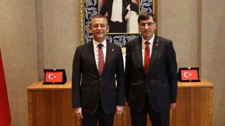 CHP'li bir başkan daha AKP'ye kapıları kapattı