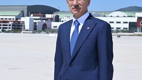 Bakan Uraloğlu'ndan powerbank uyarısı