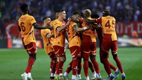 Galatasaray tarihi şampiyonluğa koşuyor; 5. yıldızı takan ilk kulüp olacak