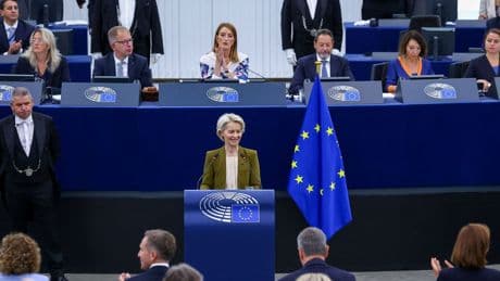 Auto, riprende il Dialogo strategico. L’allarme della filiera: «A rischio 350mila occupati»