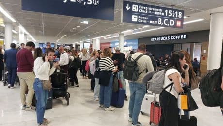 Panne à l’aéroport d’Orly : le trafic devrait revenir à la normale ce mardi