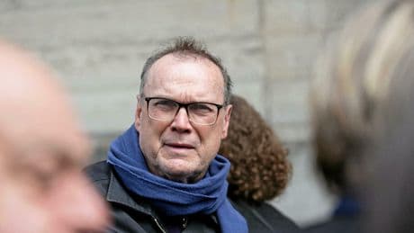Julien Lepers « effondré » par la déprogrammation de « Questions pour un champion »