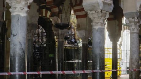 Canal Sur responde a las críticas después de la cobertura sobre el incendio de la mezquita de Córdoba