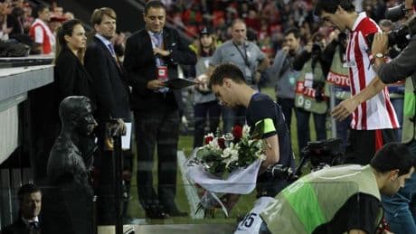 La ofrenda floral del Tottenham a Pichichi frustrada por la UEFA