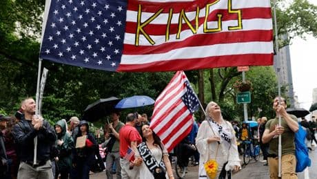 Proteste: Nach Protesten gegen Trump – Mann stirbt an Schussverletzung