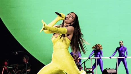 Hier gaan superster Dua Lipa en koningin Máxima uit eten in Amsterdam!