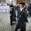 Hester Bijl vertrekt uit Leiden: rector magnificus strompelde van media­storm naar mediastorm