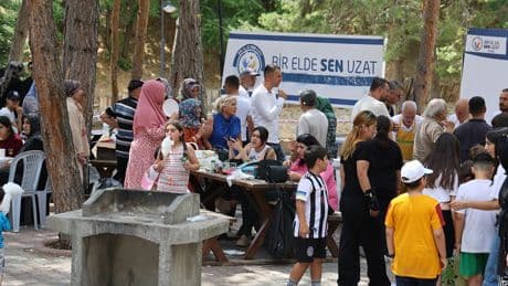 Yetim ve öksüz çocuklar için eğlence