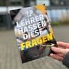 Rechtsextreme Inhalte: Identitäre verteilen Flugblätter an Schulen