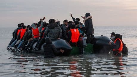 Keir Starmer deal to return small boats migrants 'is historic breakthrough'