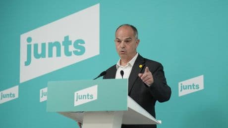 Junts dice que el próximo paso es el referéndum de secesión y Sumar pide ya un encuentro entre Puigdemont y Sánchez