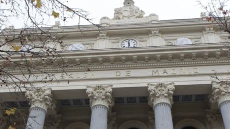 España se cae del &#039;top 10&#039; de países que más confianza generan al inversor extranjero por la regulación y la fiscalidad