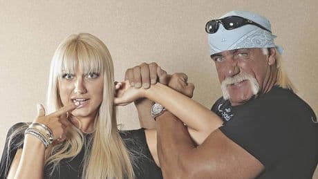 Brooke Hogan deelt emotioneel eerbetoon aan overleden vader en ontkracht geruchten over ruzie: ’Je was mijn alles’