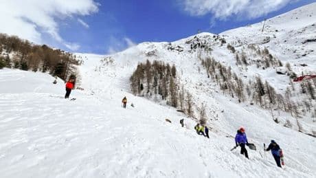 Suisse: les corps sans vie de cinq skieurs retrouvés près de la station de Zermatt